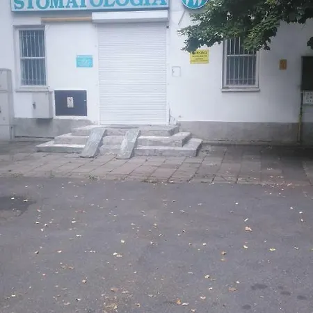 May Home Hostel *